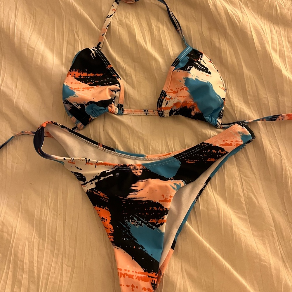 Color block swimsuit